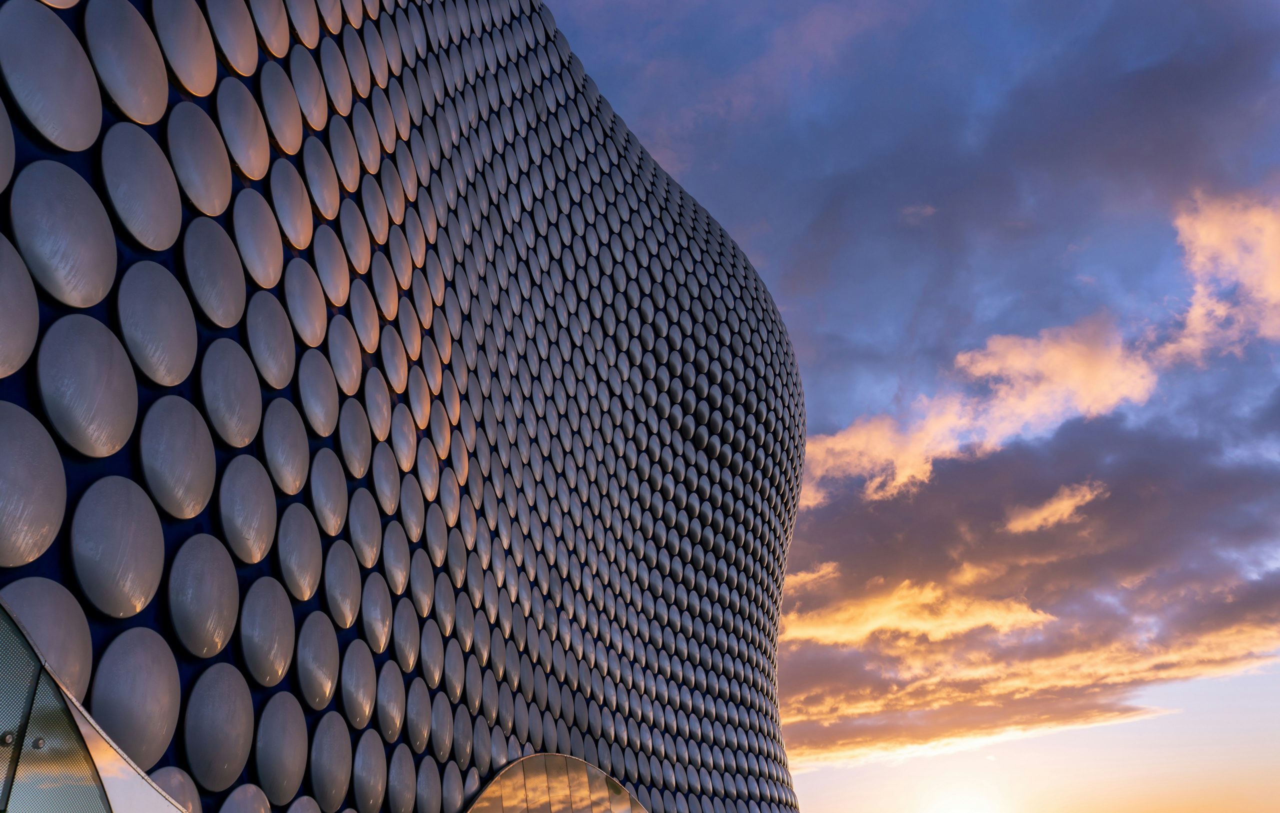 Famous Midlands landmark Birmingham Bullring representing Bankruptcy Guide's Midlands Bankruptcy Advice service