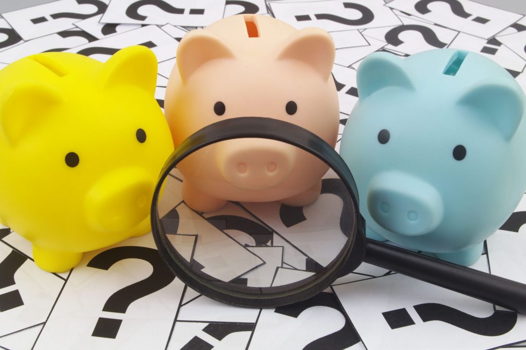 3 piggy banks looking at the key points of insolvency vs bankruptcy